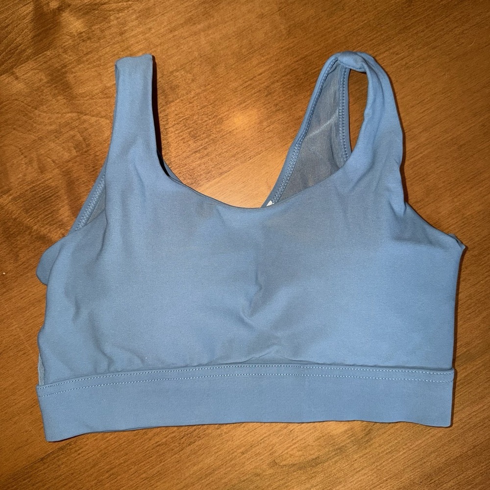 NEW Hayden Los Angeles Women's  Small Blue Sports Bra Mesh Back Removable Pads